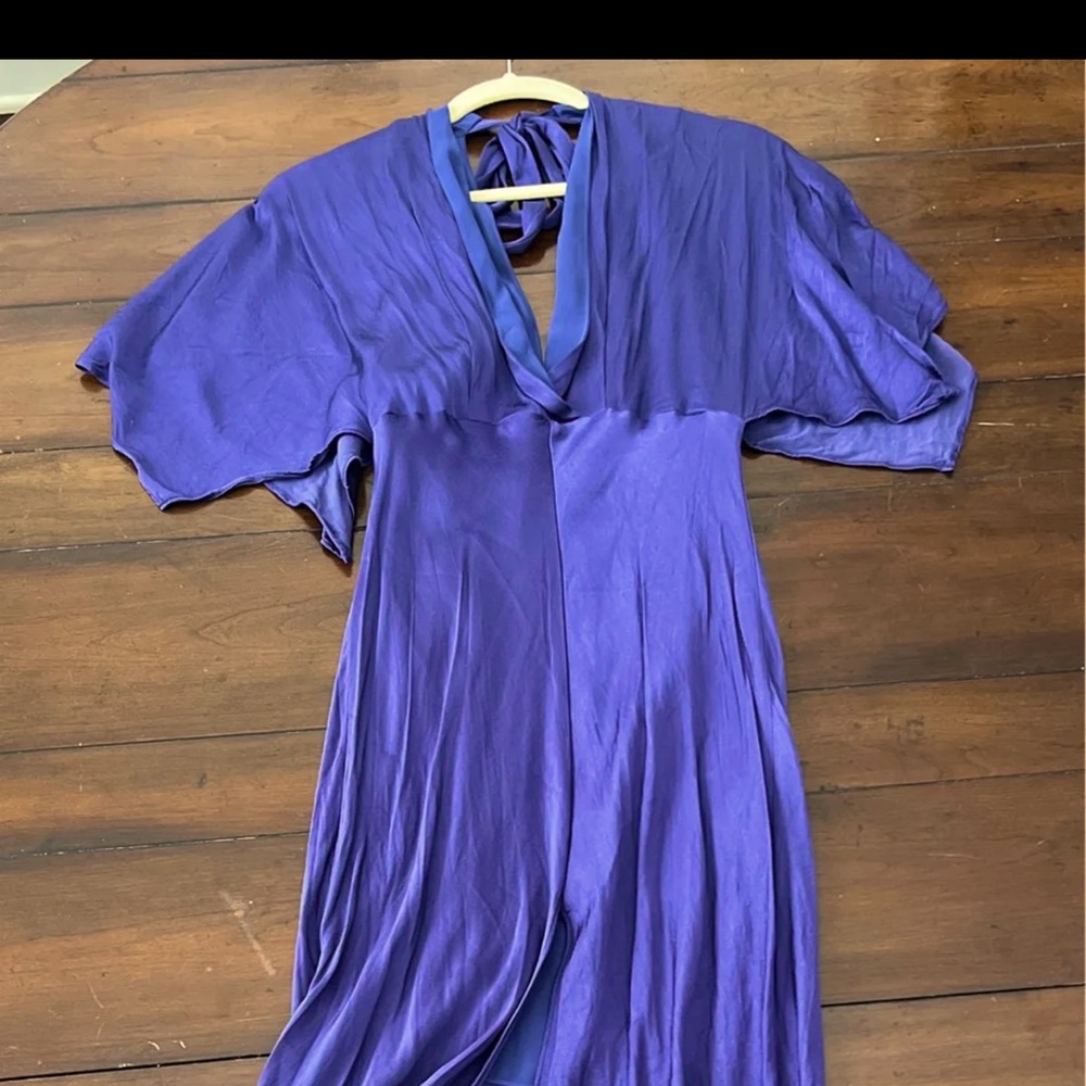 Vici deep V Dress